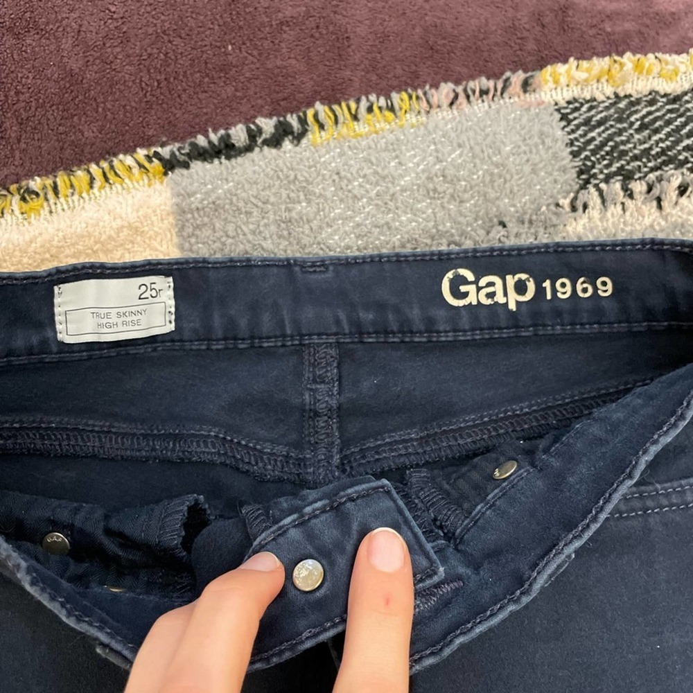 GAP Dark Blue Skinny Pants - Picture 4 of 6